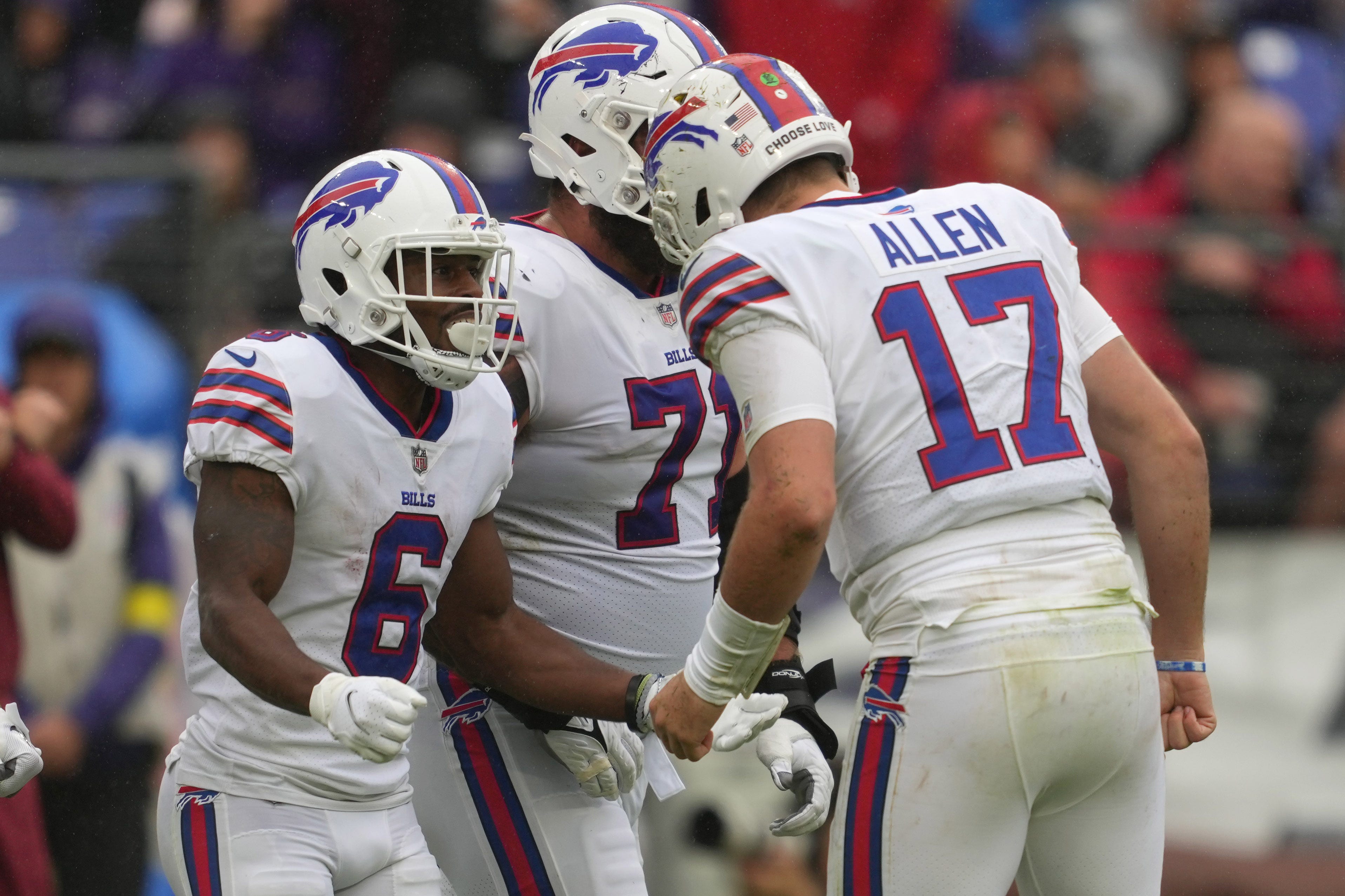 NFL scores, live updates: Josh Allen leads Bills to 23-20 win over Lamar Jackson, Ravens
