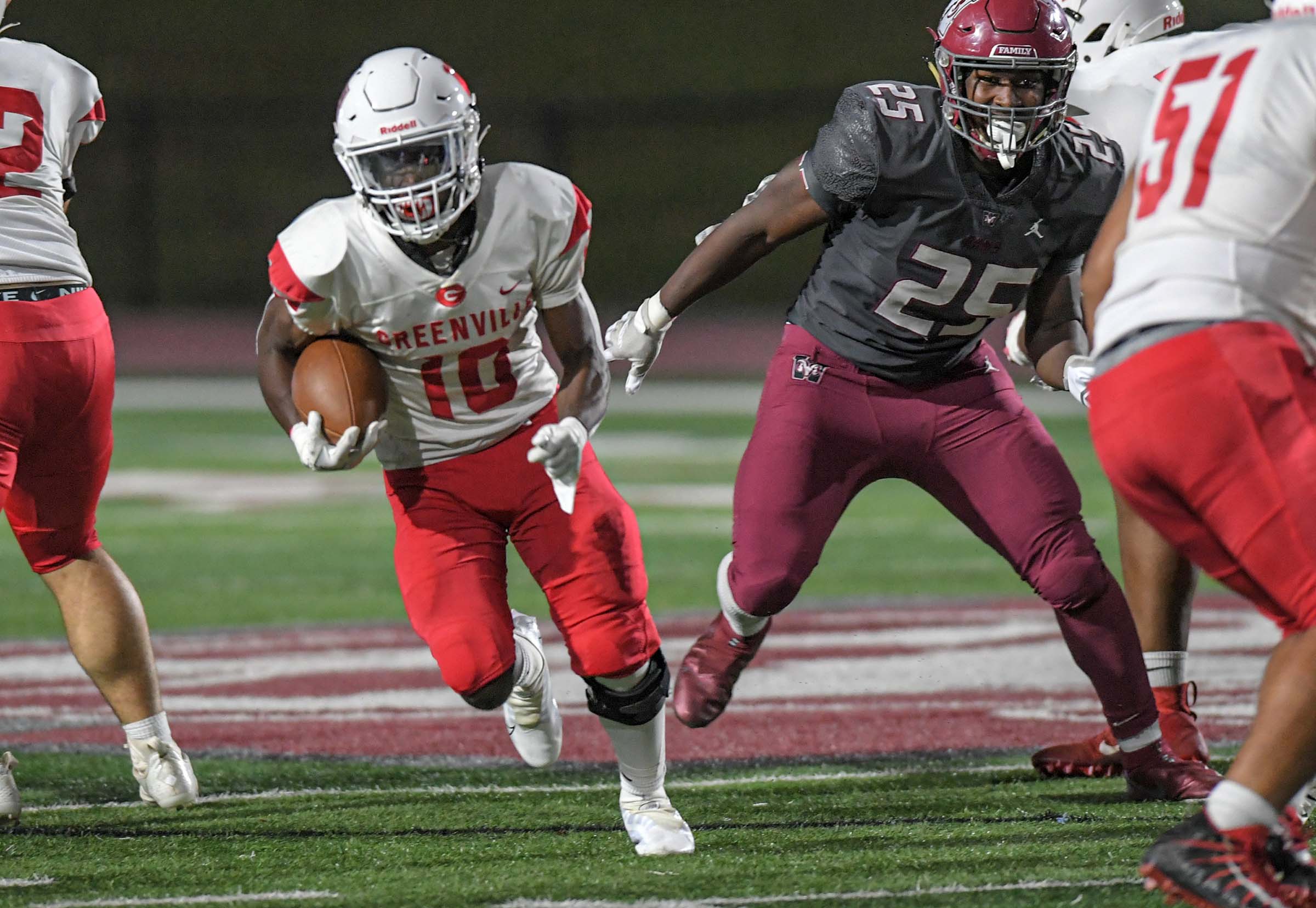 Greenville football survives firsthalf shootout to beat Westside