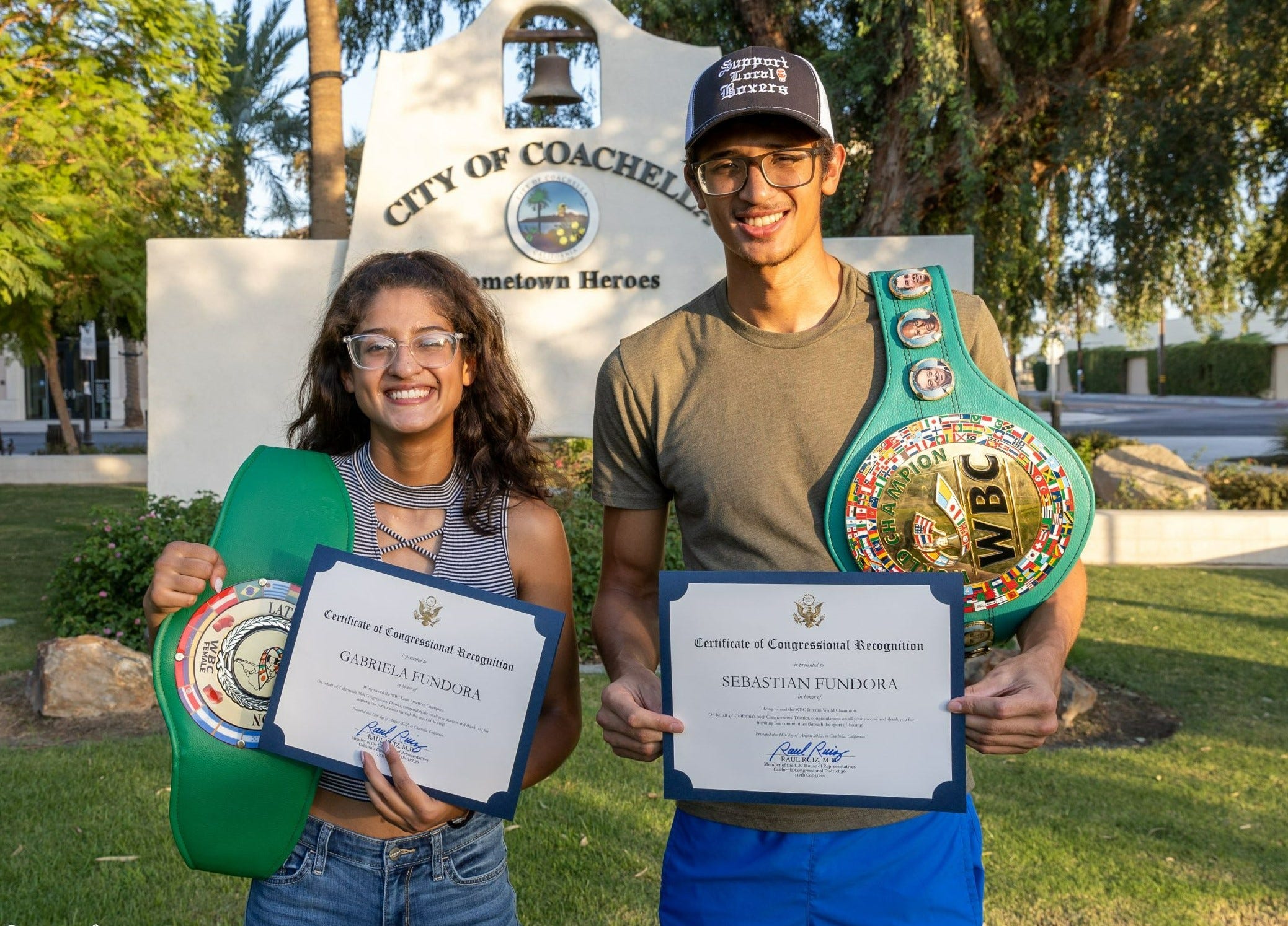 Boxers Sebastian and Gabriela Fundora pic