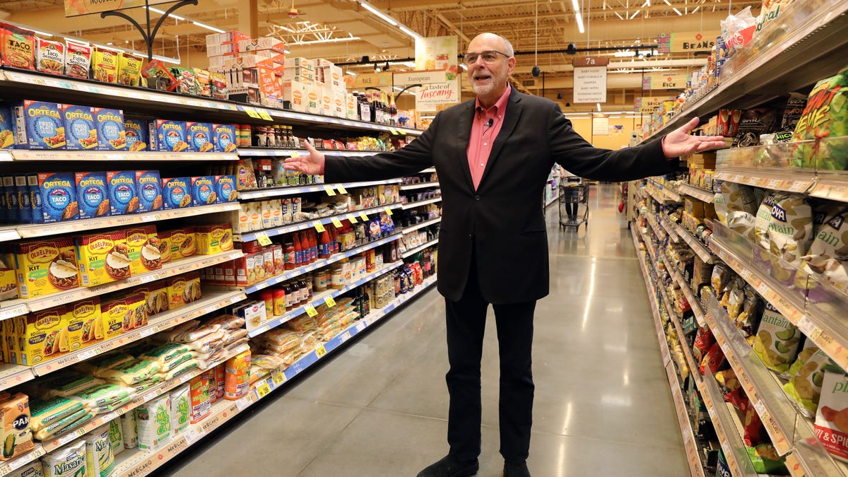 Paco Underhill, founder of Envirosell, a global retail consultation company that studies the way people behave in stores, tours Wegmans Sept. 27, 2022 in Harrison. Mr. Underhill, who is now Envirosell's strategic advisor, discussed what the layout says about how Wegmans has embraced the changes in the grocery marketplace over the years. 