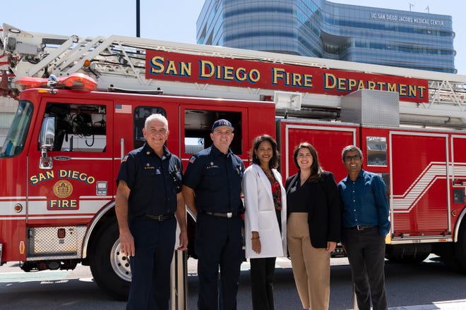 From left: San Diego Fire-Rescue Health and Safety Battalion Chief David Picone, firefighter Kyle O’Neill, Pam Taub of the University of California, San Diego; Emily Manoogian and Satchidananda Panda of The Salk Institute for Biological Studies.