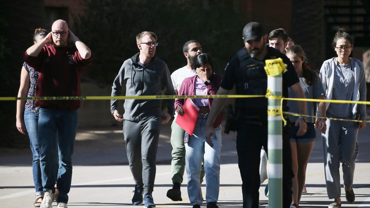University of Arizona professor fatally shot by former student: Police – USA TODAY