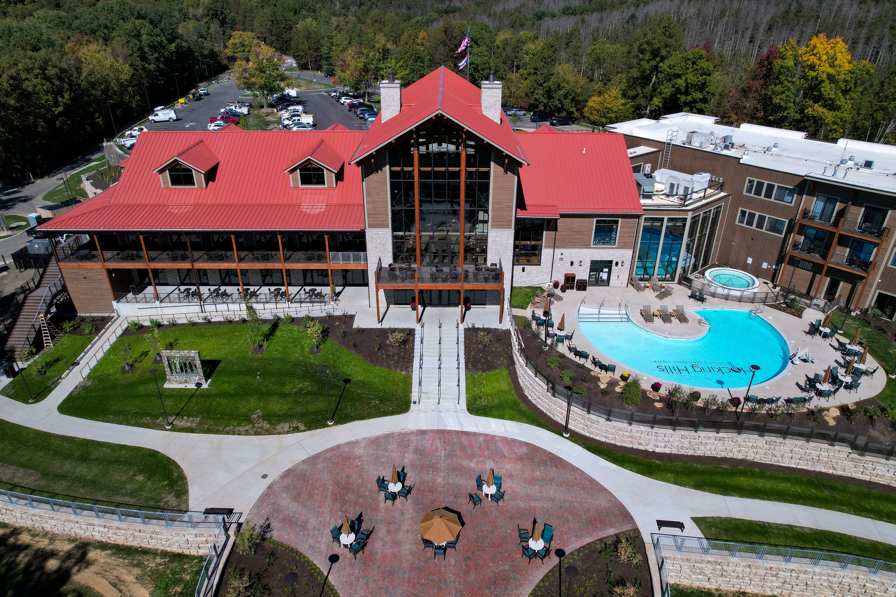 New Hocking Hills State Park Lodge opens in Logan