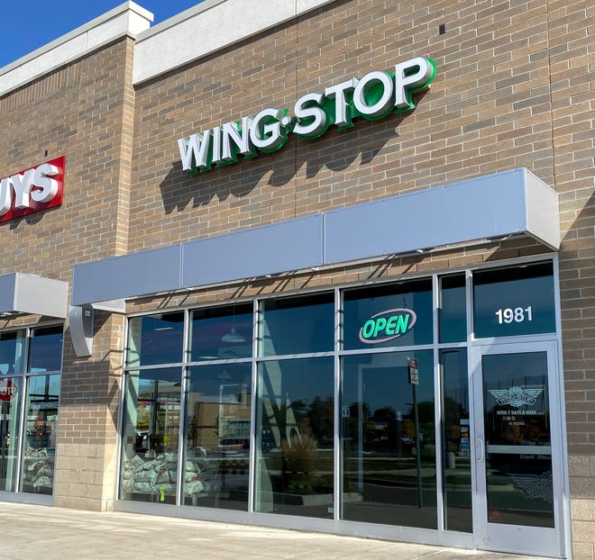 The Wingstop on Telegraph in Bloomfield Township wants to extend its hours.