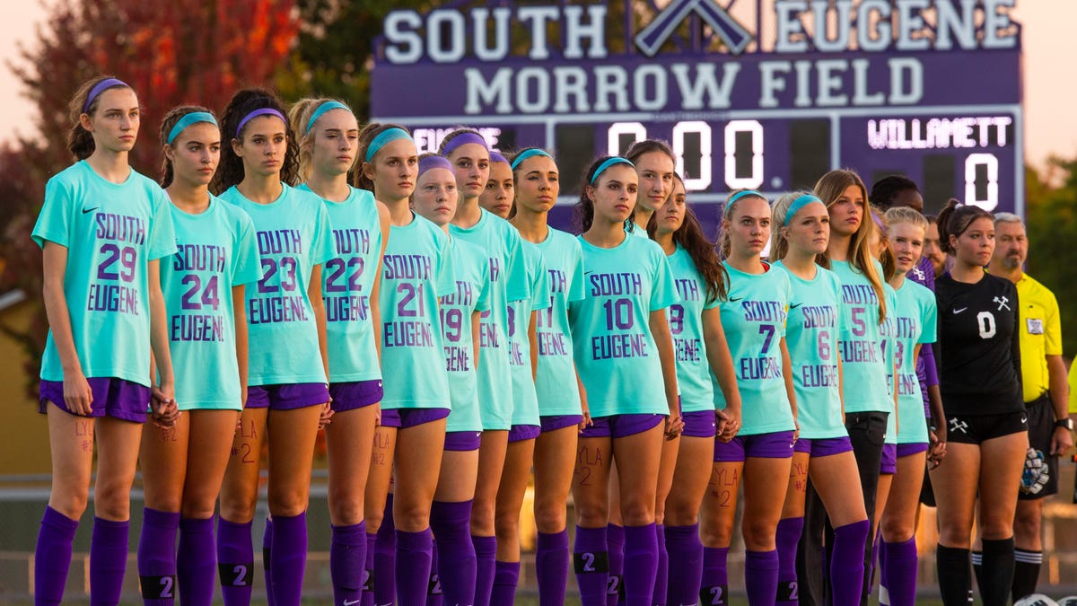 South Eugene soccer confronts tragedy