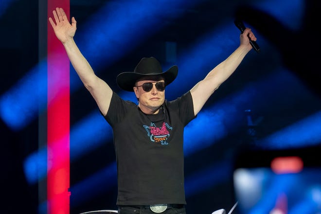 Elon Musk, CEO van Tesla, verhuisde in december 2021 zijn hoofdkantoor van Palo Alto, Californië naar Austin.