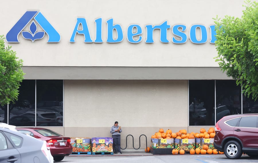 An Albertsons grocery store on Oct. 14, 2022, in Los Angeles, California. Top grocery retailer Kroger has agreed to acquire rival Albertsons for $24.6 billion.