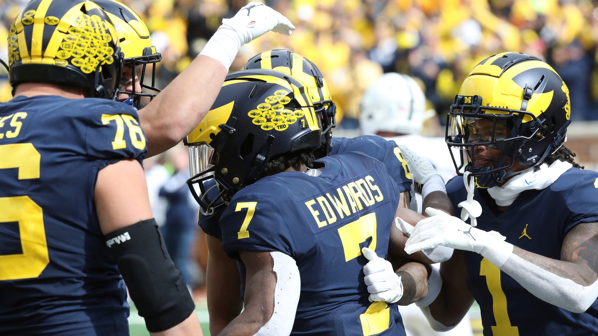 Michigan football's marriage between running back, O-line has it poised for special season