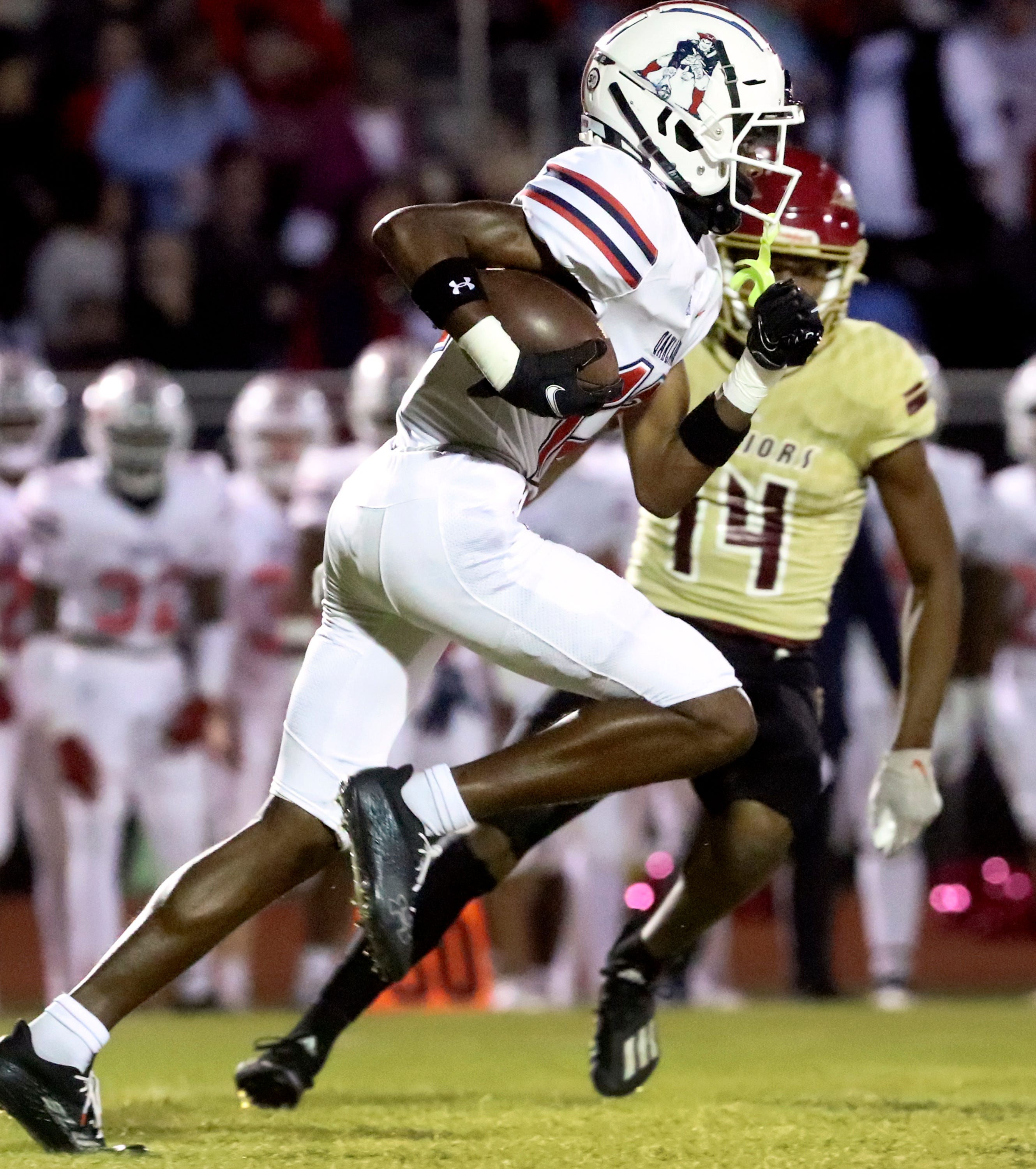 Oakland starts quickly to win Battle of the 'Boro over Riverdale