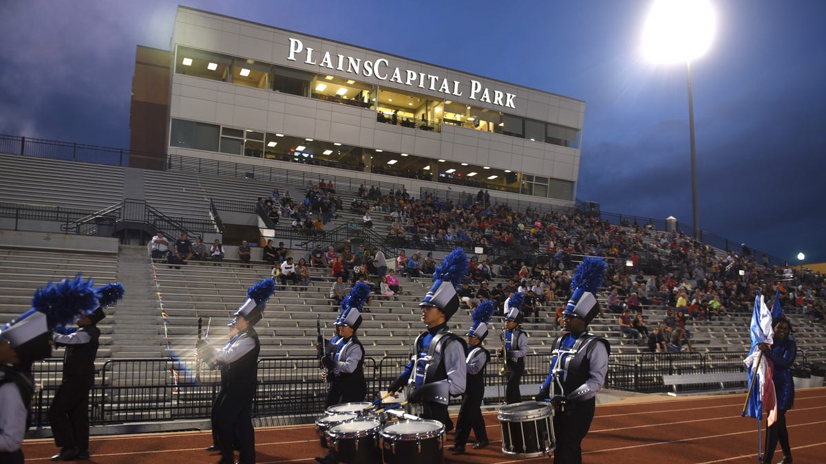 Check out the UIL Region 16 Marching Band Contest photos