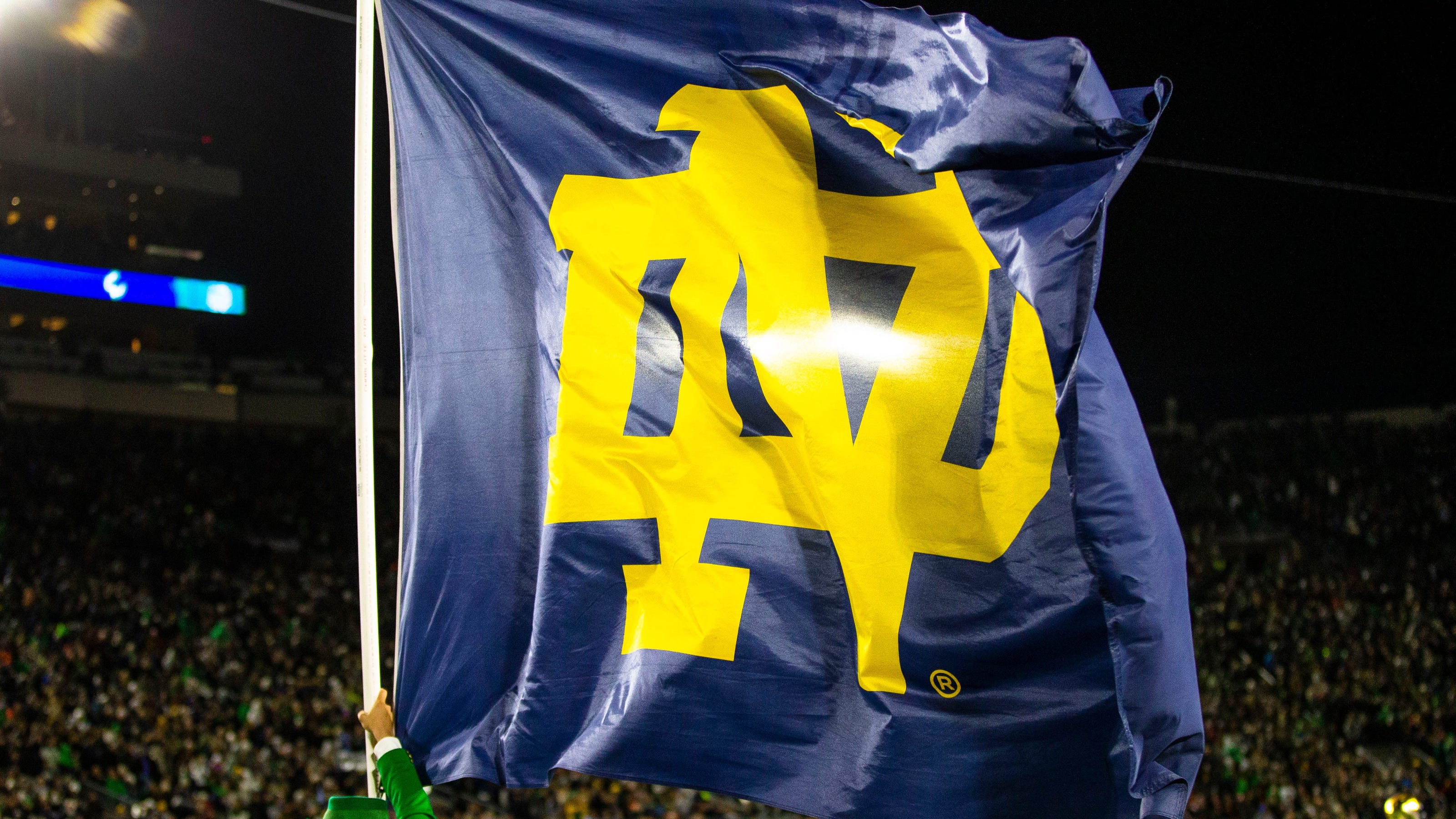 UNLV Vs Notre Dame Football Preview What To Expect At South Bend unlv-vs-notre-dame-football-preview-what-to-expect-at-south-bend