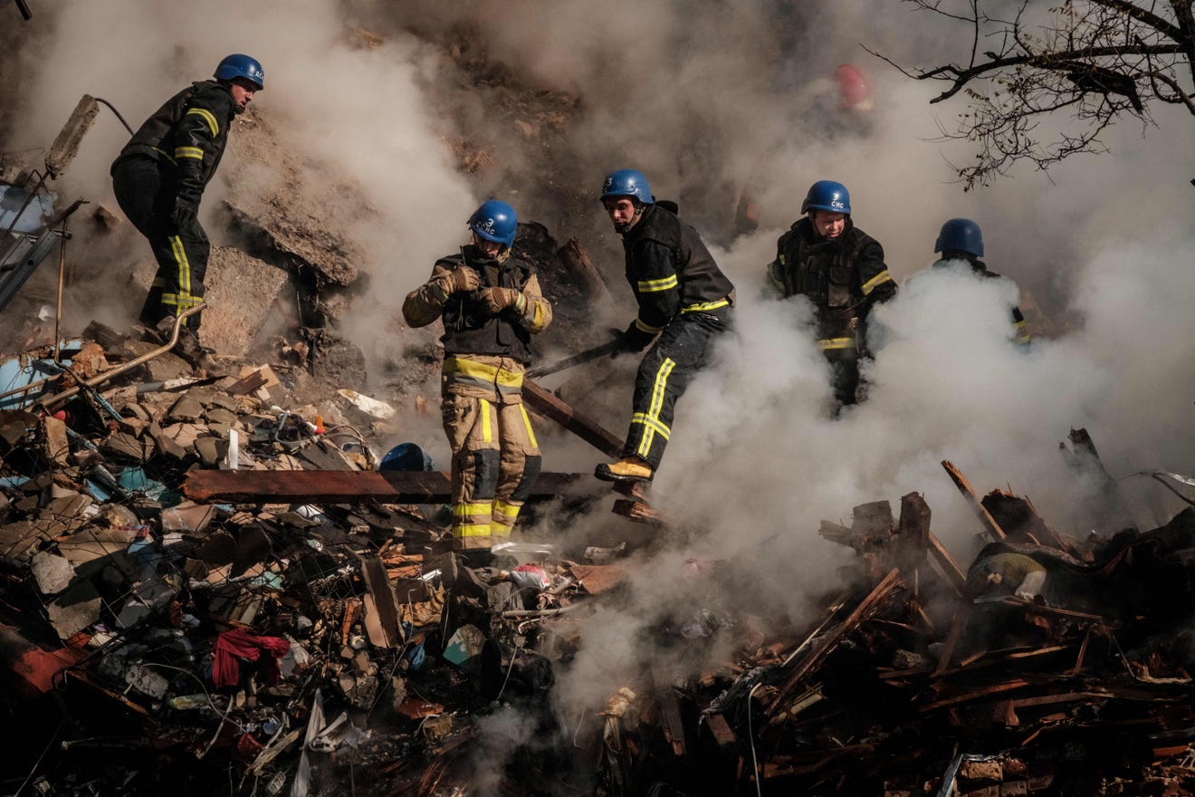 Ukraine live updates: Kyiv rocked by Russian drone attacks Ukraine live updates: Kyiv rocked by Russian drone attacks
