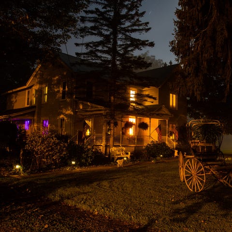 Fainting Goat Island Inn