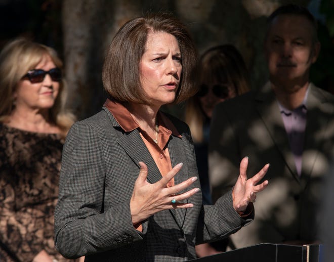 Senator Catherine Cortez Masto speaks before a group of mostly Republicans and nonpartisans on the eve of early voting at the home of a Reno Republican on Oct 21, 2022.