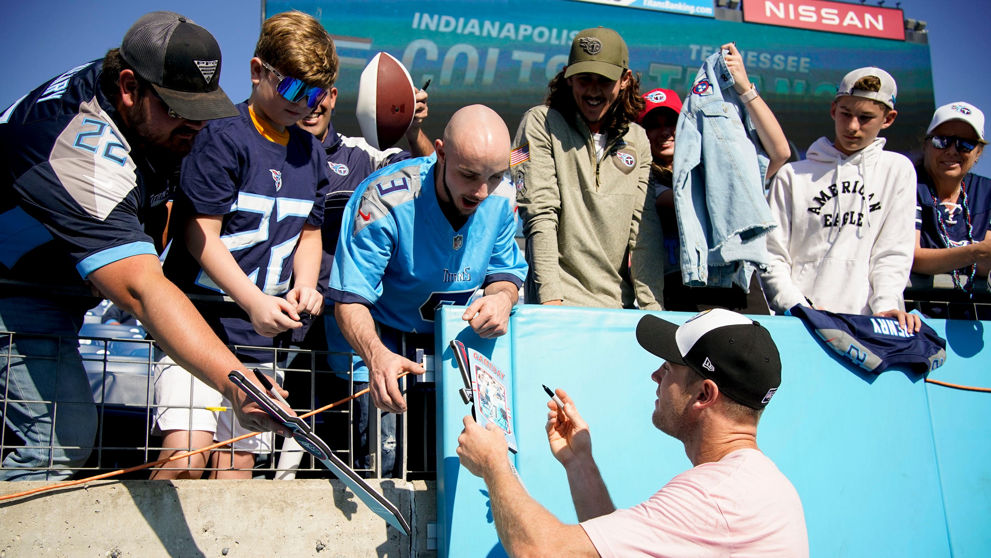 Tennessee Titans fans react to win, dominance over Indianapolis Colts Tennessee Titans fans react to win, dominance over Indianapolis Colts
