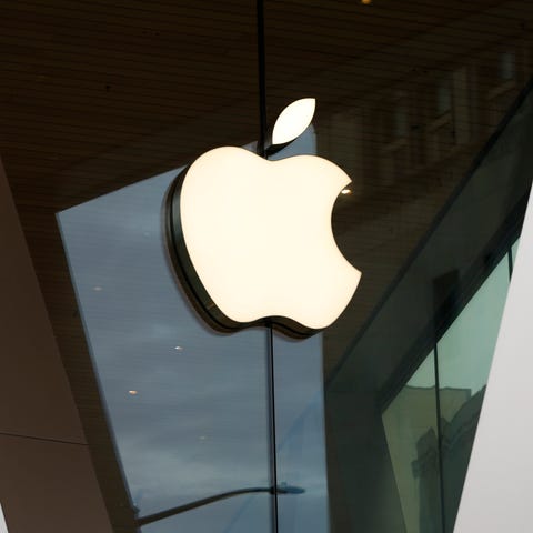 The Apple logo adorns the facade of the downtown B