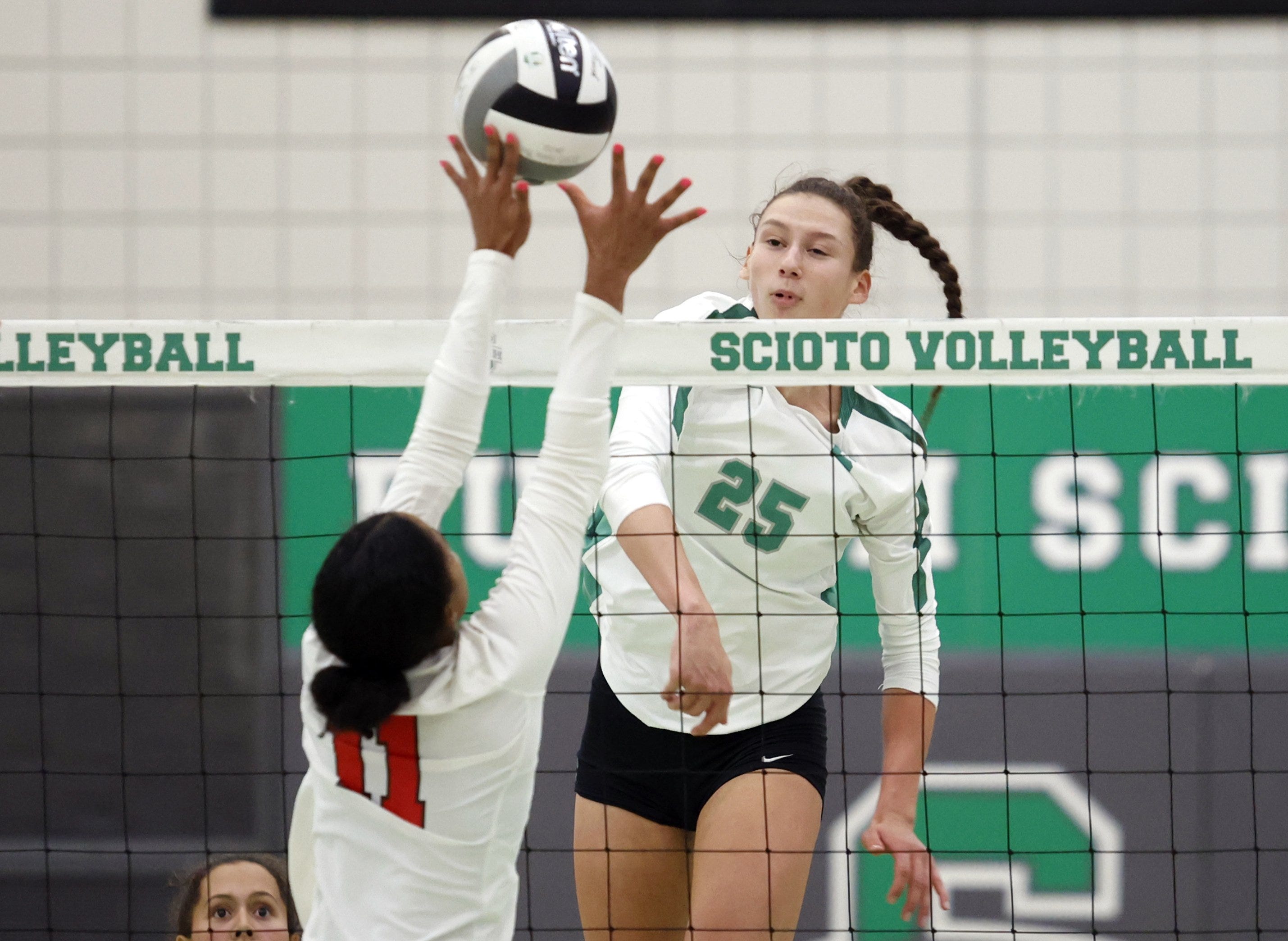 Dublin Scioto girls volleyball team reaches two milestones