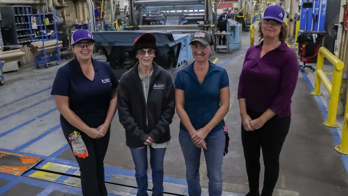 Women are outnumbered in the Wisconsins forest products industry Two groups hope a new scholarship will help Women are outnumbered in the Wisconsins forest products industry Two groups hope a new scholarship will help