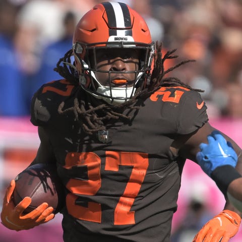 Browns RB Kareem Hunt (27) is now in his sixth NFL