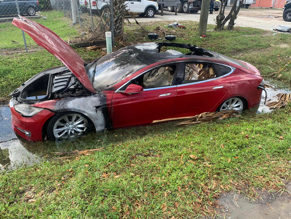 Electric vehicle fires in Florida flooding What happened?