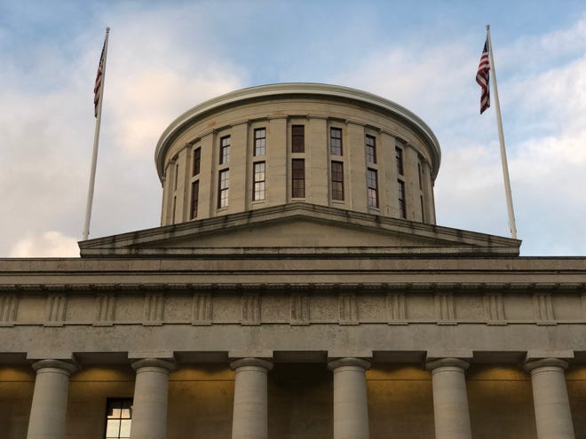 The Ohio Statehouse’s north façade and rotunda