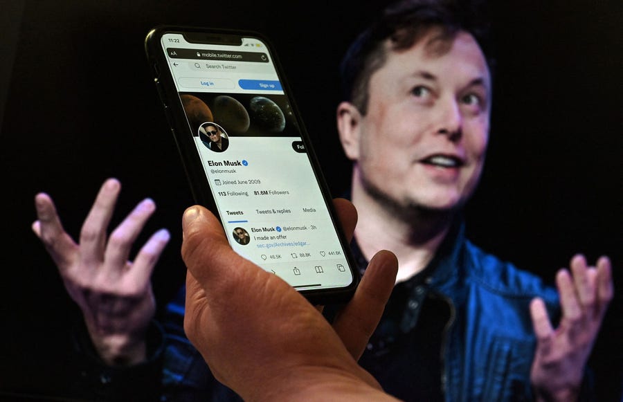 Elon Musk took control of Twitter and fired its top executives, US media reported late October 27, 2022, hours before the deadline for the billionaire to seal his on-again, off-again deal to purchase the social media network.