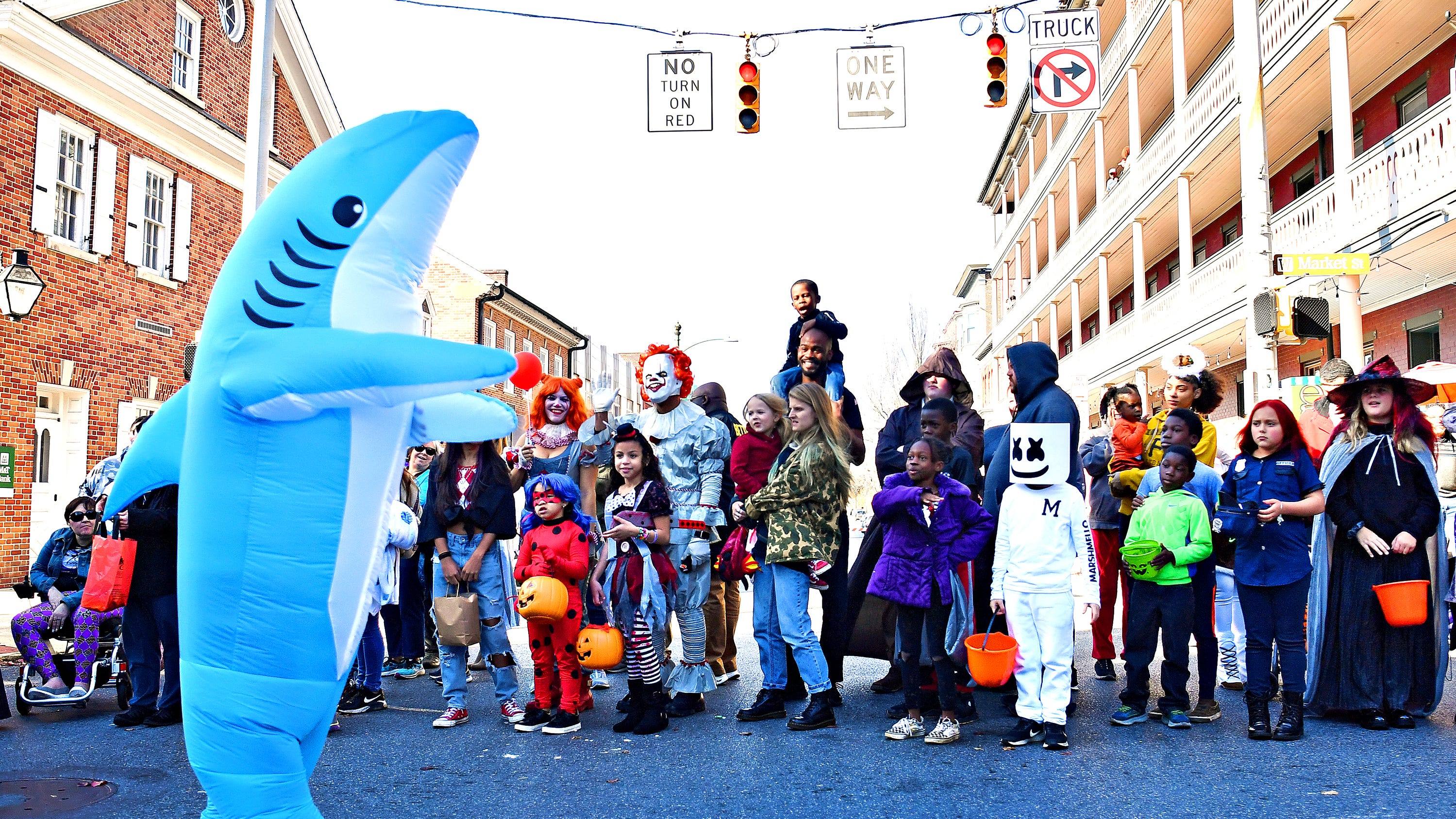 York Halloween Parade, a longtime local tradition, brings out the crowds