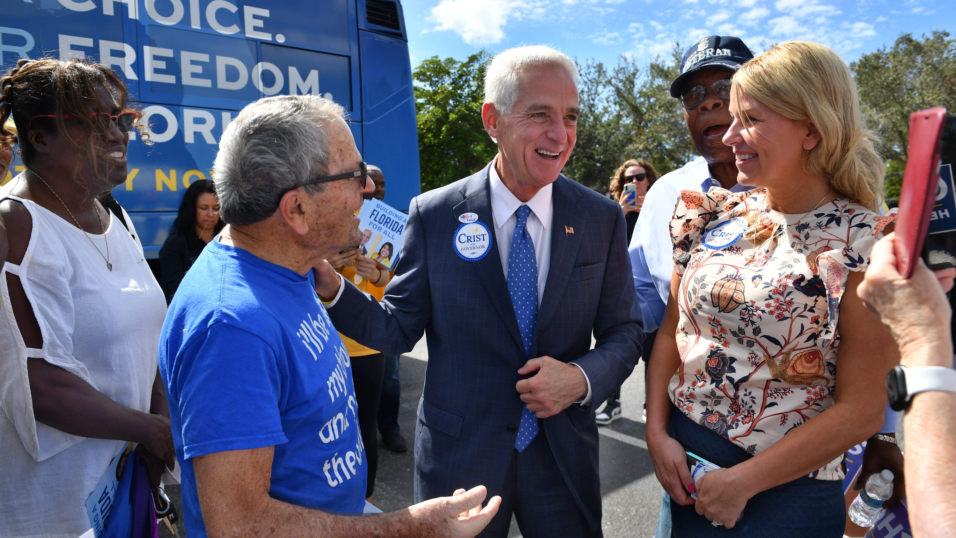 Florida governor race: Charlie Crist launches final push vs. DeSantis