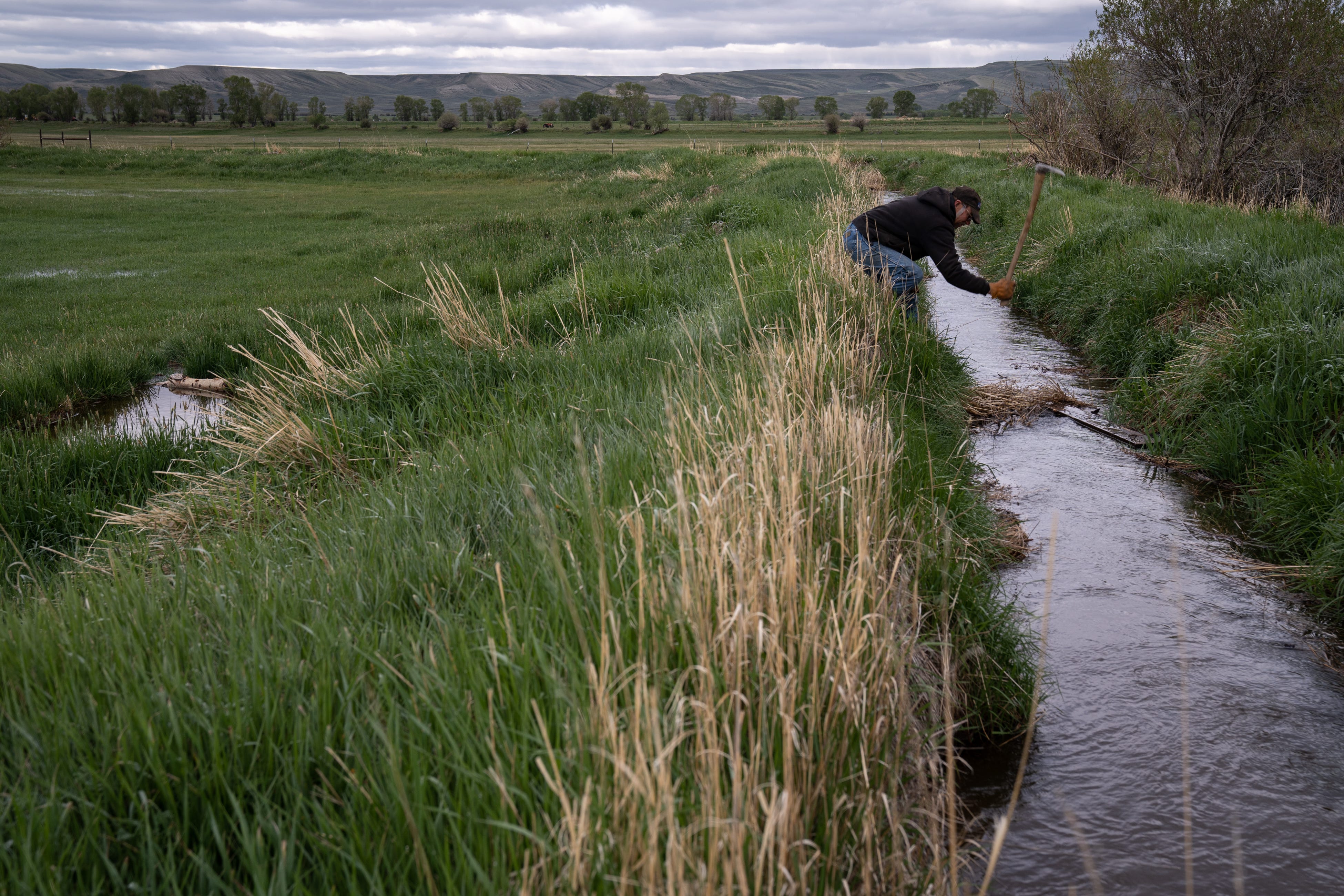 Drought has pushed 100-year-old Colorado River Compact to the brink bild Foto bild