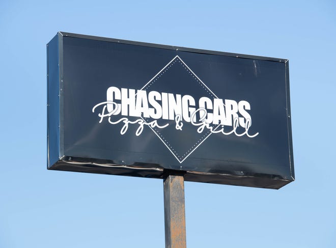 Chasing Cars Pizza & Grill sulla North Ninth Avenue a Pensacola mercoledì 2 ottobre 2022. Il ristorante ha chiuso a tempo indeterminato questo mese.