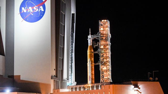 NASAはハリケーンNicoleの影響の後、Artemis Iの打ち上げを進めます。
