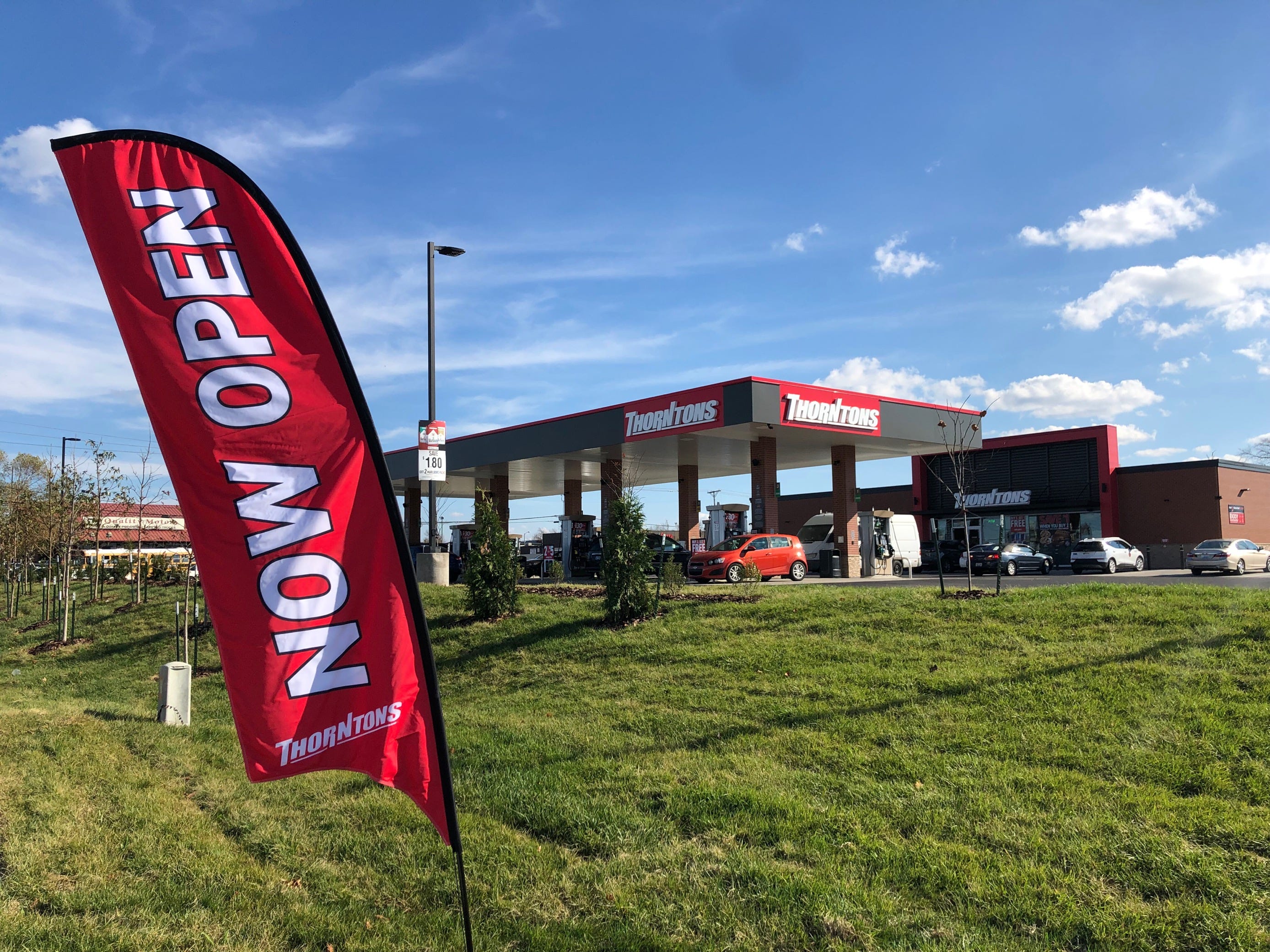Thorntons open new 1.2 million Louisville gas station in Fern Valley