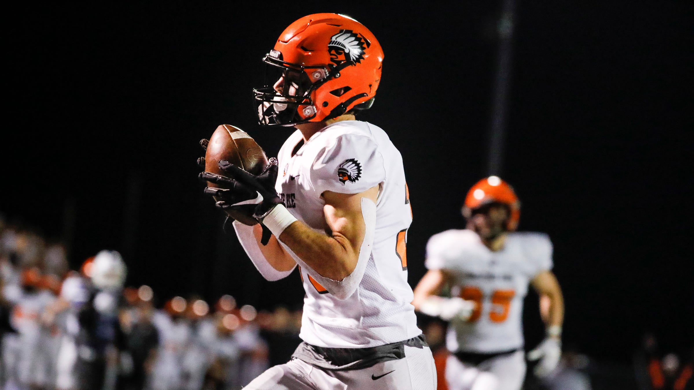 Michigan high school football playoffs: Brother Rice wins districts