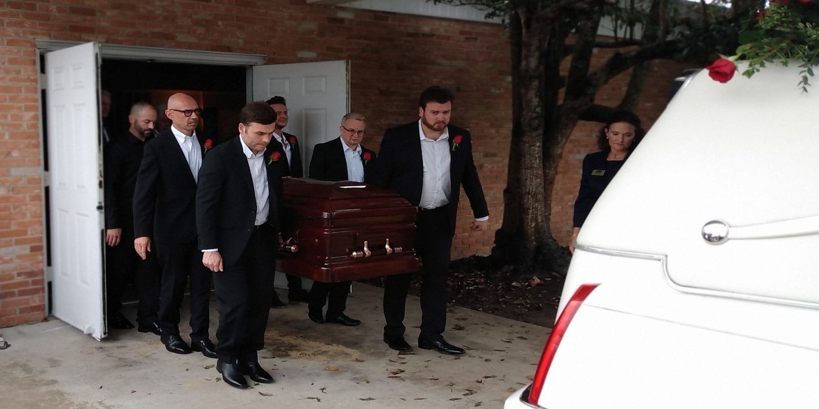 Jerry Lee Lewis: Jimmy Swaggart, others honor music legend at funeral