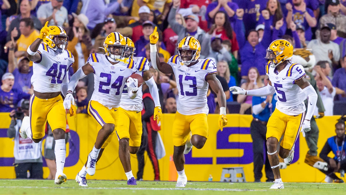 LSU football vs. Alabama Crimson Tide in photos