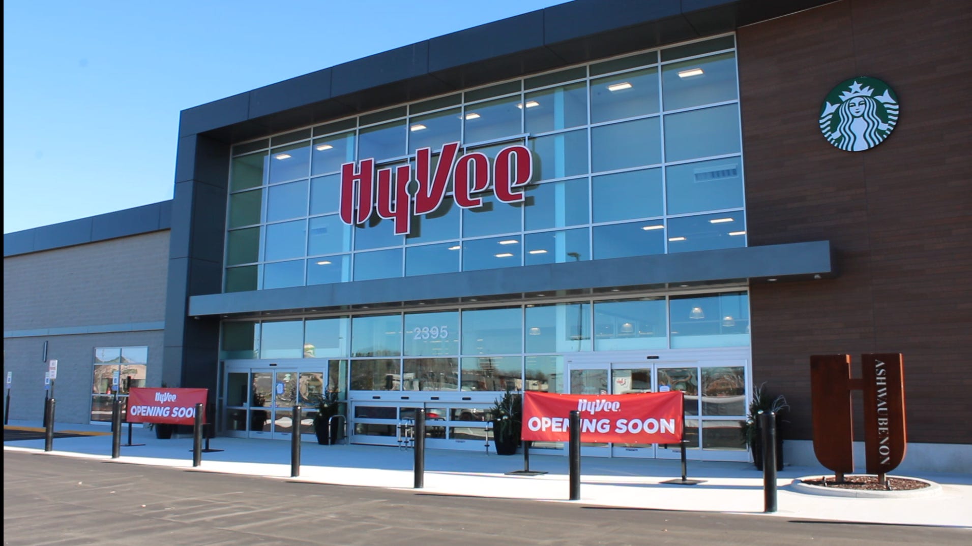 Hy-Vee opens in Green Bay area, Ashwaubenon store with ...