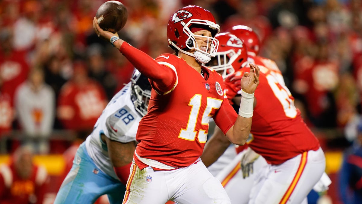 3 ways Tennessee Titans can thrive like the Chiefs (other than cloning Patrick Mahomes)