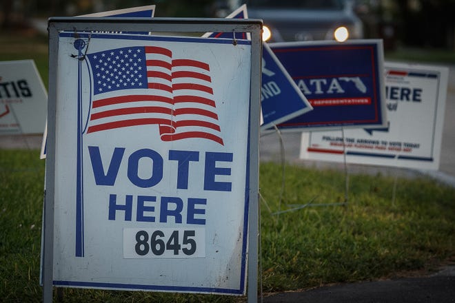 Polls opened at 7 a.m. on election day in Lake Clarke Shores, Fla., on November 8, 2022.