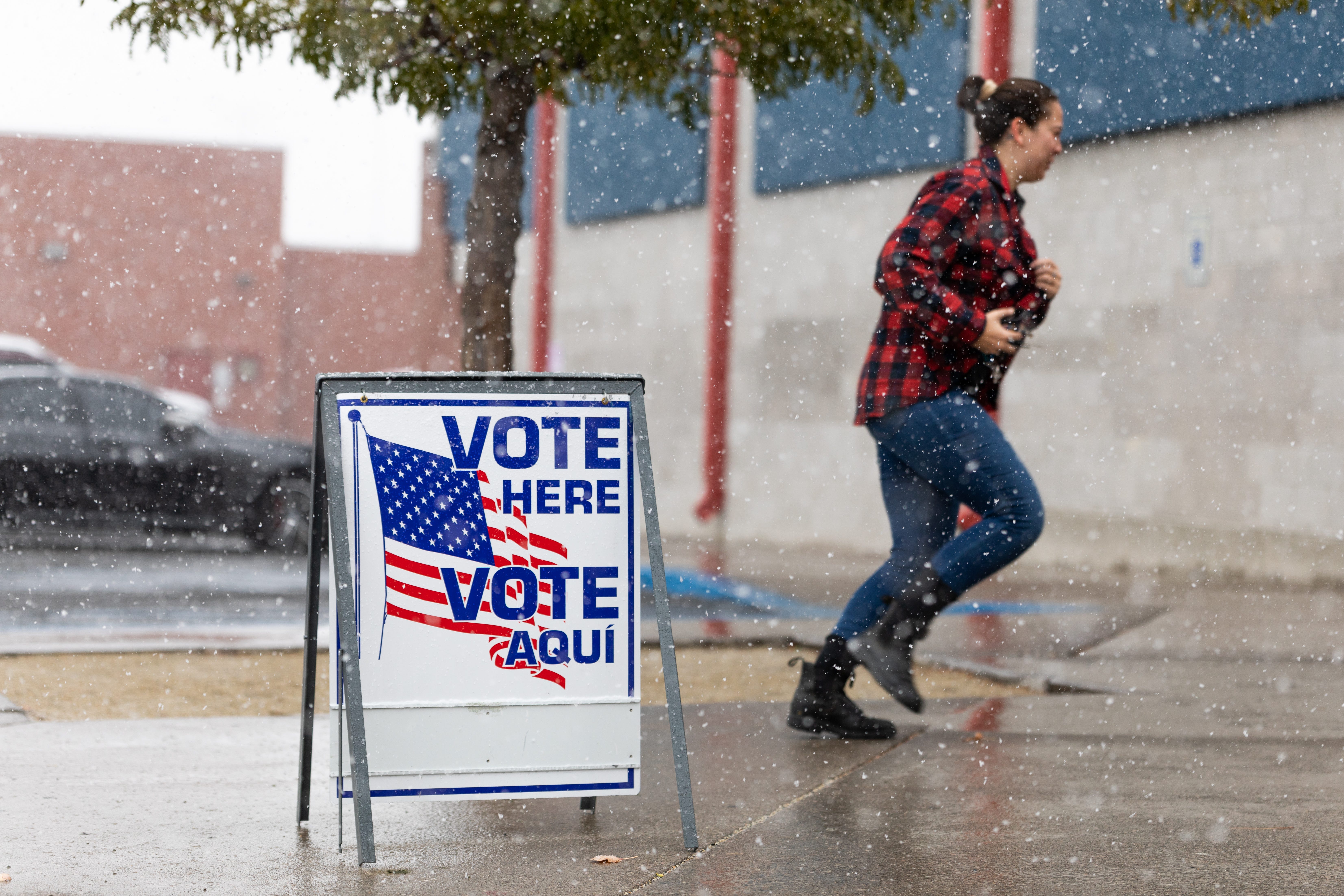 Voting rights experts report a smooth midterm election, some glitches