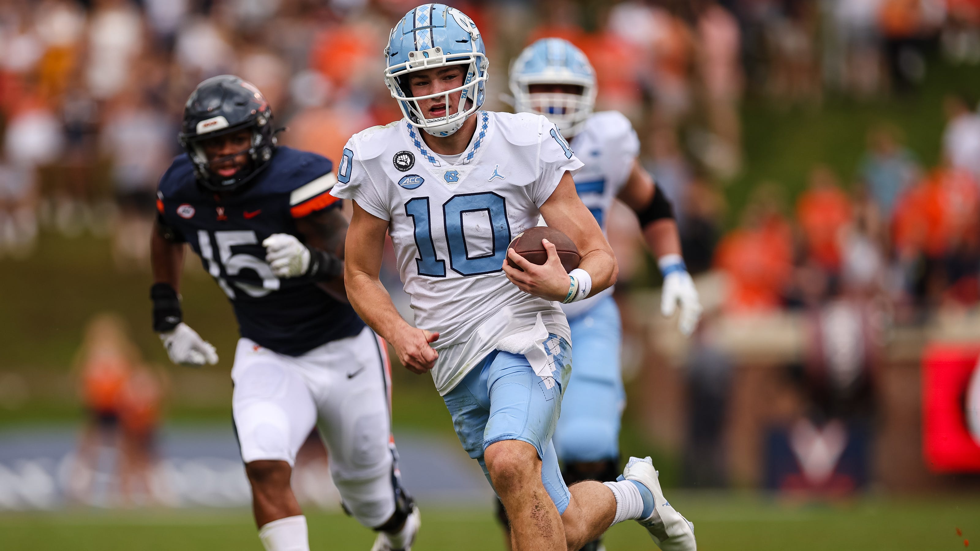 UNC's Drake Maye moves up in college football quarterback rankings