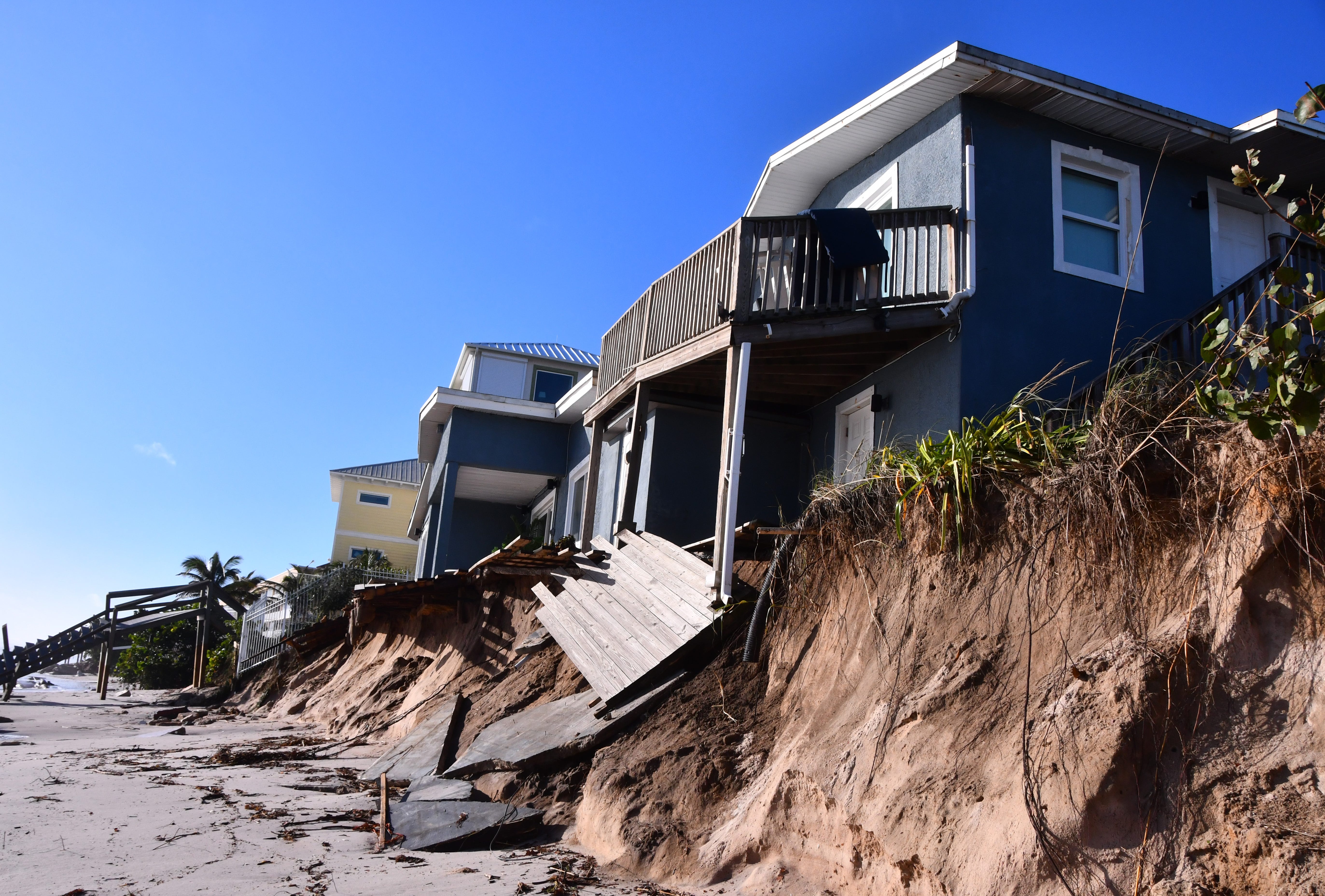 Hurricane Nicole: How was Cocoa Beach spared the worst of the storm?