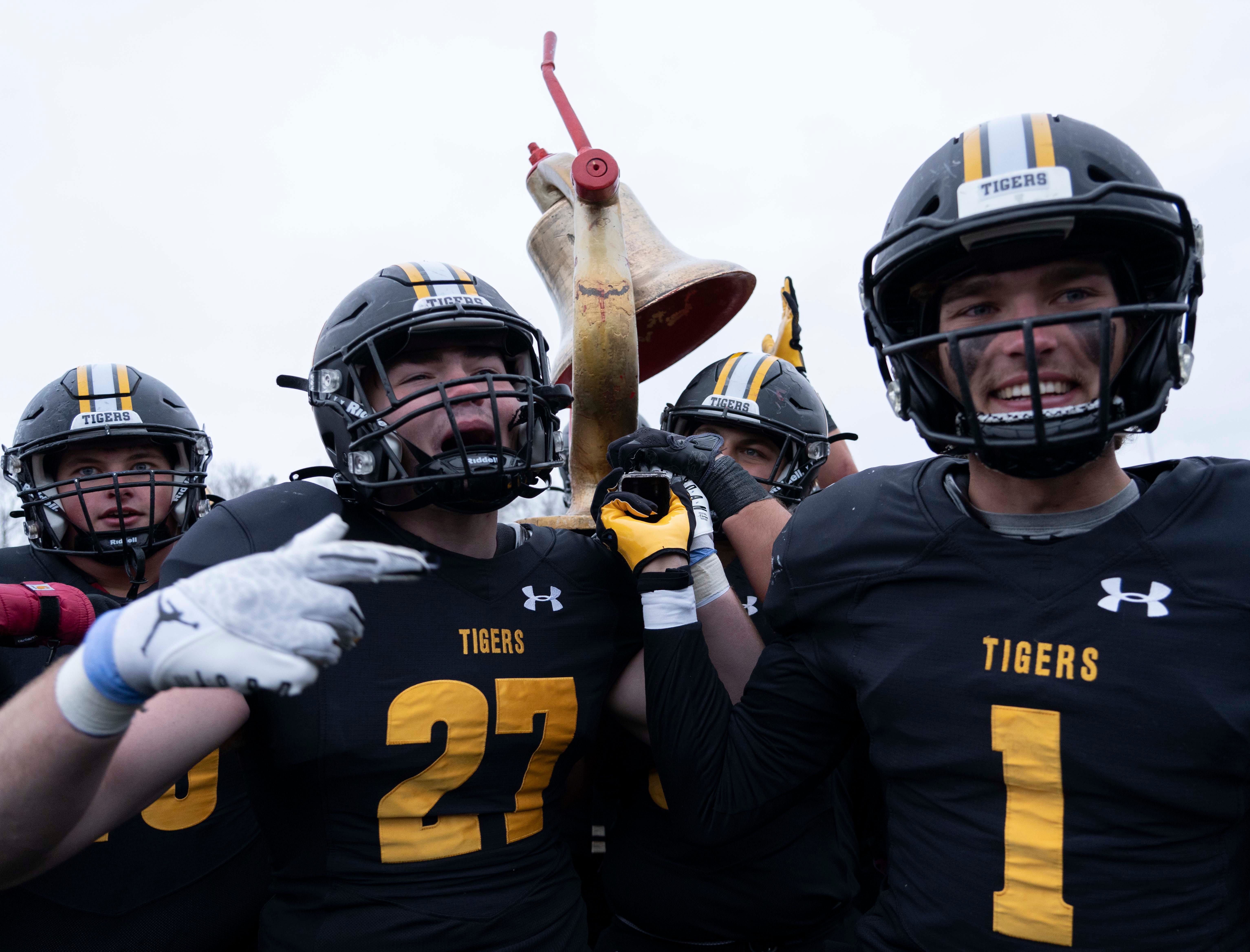 Monon Bell 2022 football game DePauw dominates Wabash, 4914
