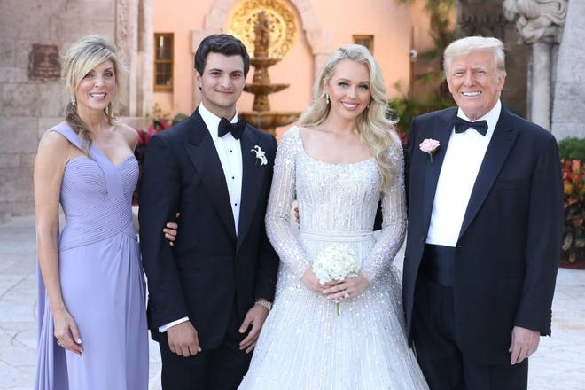 Po dwuletnim zaręczynach Tiffany Trump i Michael Paulus pobrali się Po dwuletnim zaręczynach Tiffany Trump i Michael Paulus pobrali się