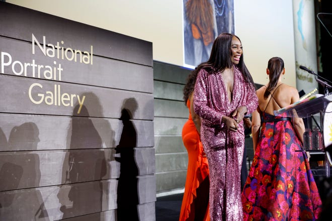 Venus Williams spreekt op het podium tijdens het 2022 Portrait Of A Nation Gala op 12 november 2022 in Washington.