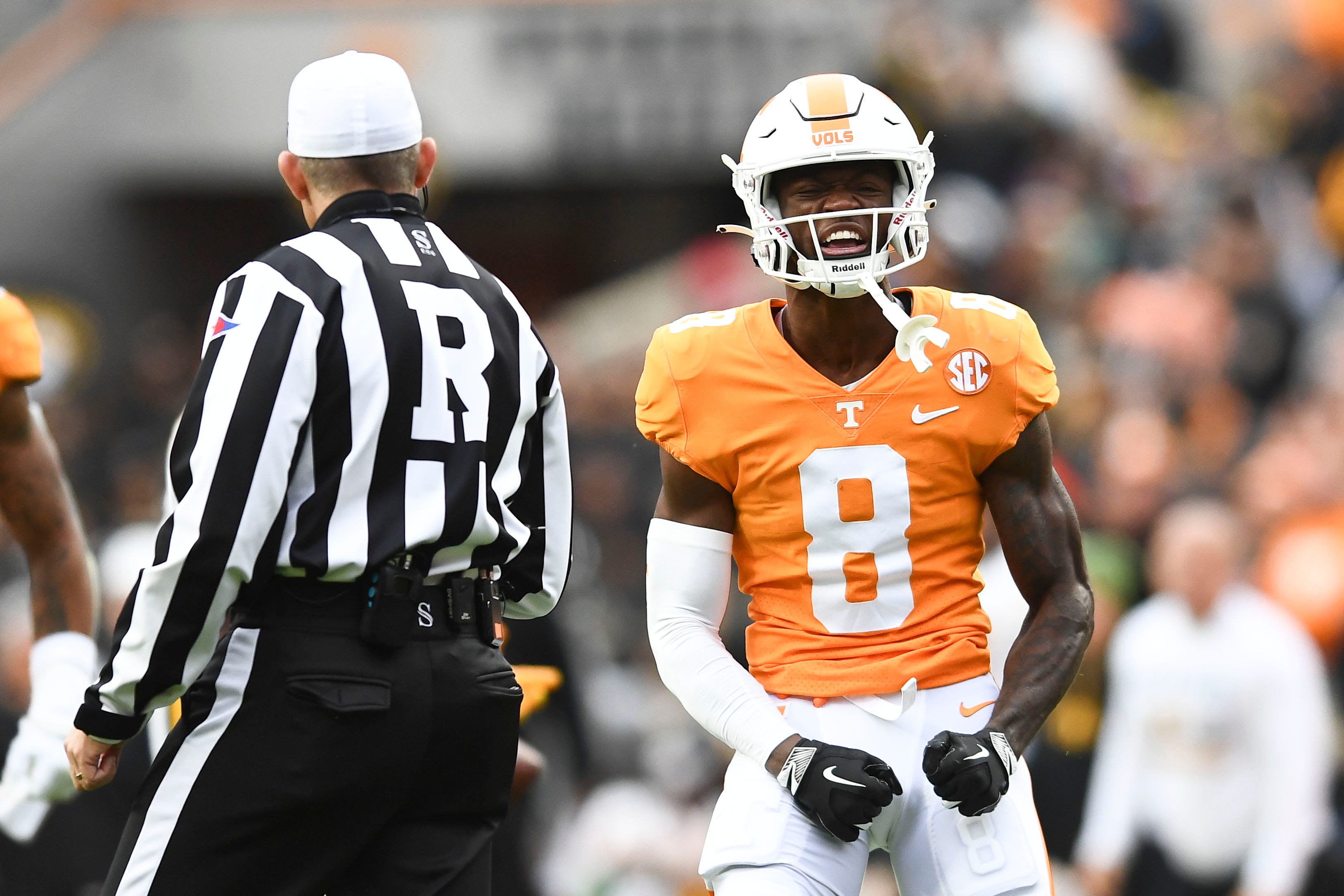 Brandon Turnage injured in Tennessee football vs. South Carolina