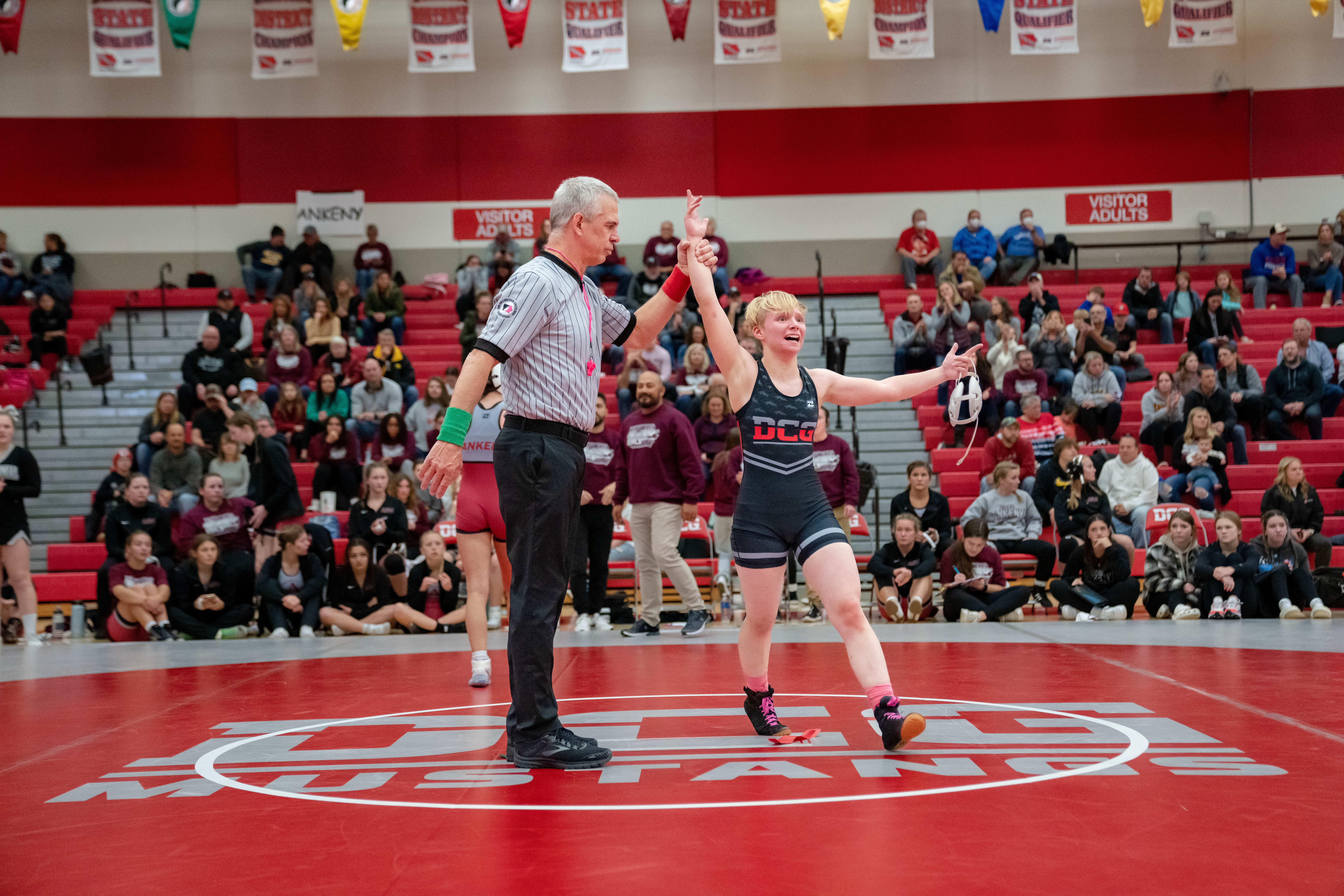 Iowa high school girls wrestling season begins at Dallas CenterGrimes