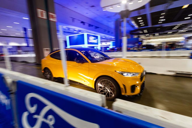 2022 Los Angeles Auto Show: the Mustang Mach-E will be available to ride.
