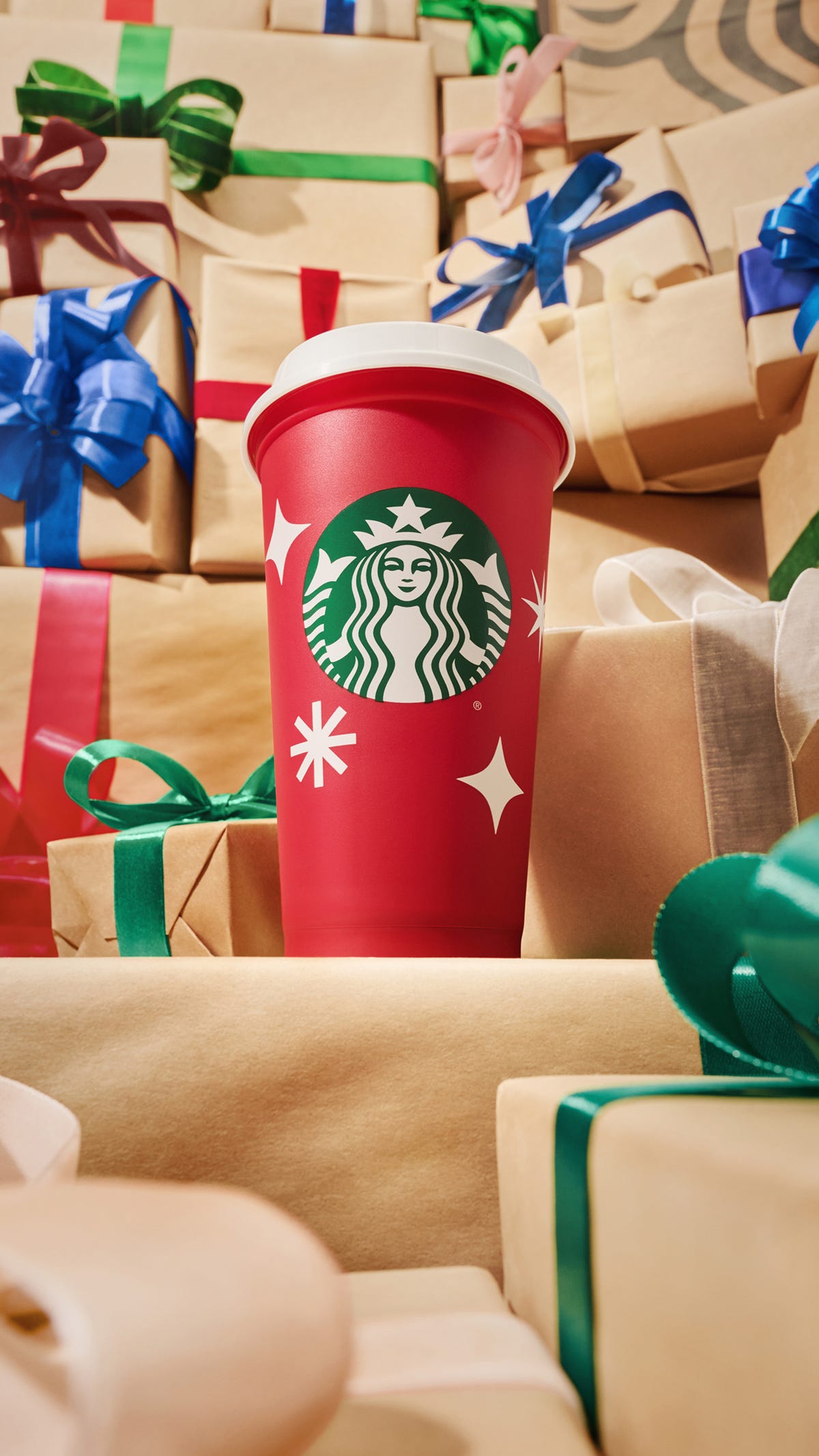 pistol Advent Forvent det Starbucks Red Cup 2022: How to get free reusable holiday cup