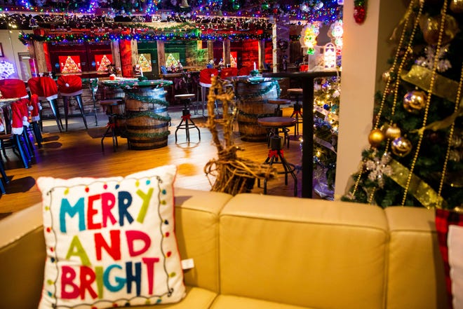The lounge at the Bam Entertainment Center is decorated with hundreds of holiday decorations.This "lightning rod" A family-friendly space during the day, but switches to adults-only after 8pm