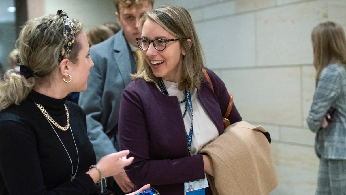 Scholten bill seeks more respect for vocational training Scholten bill seeks more respect for vocational training